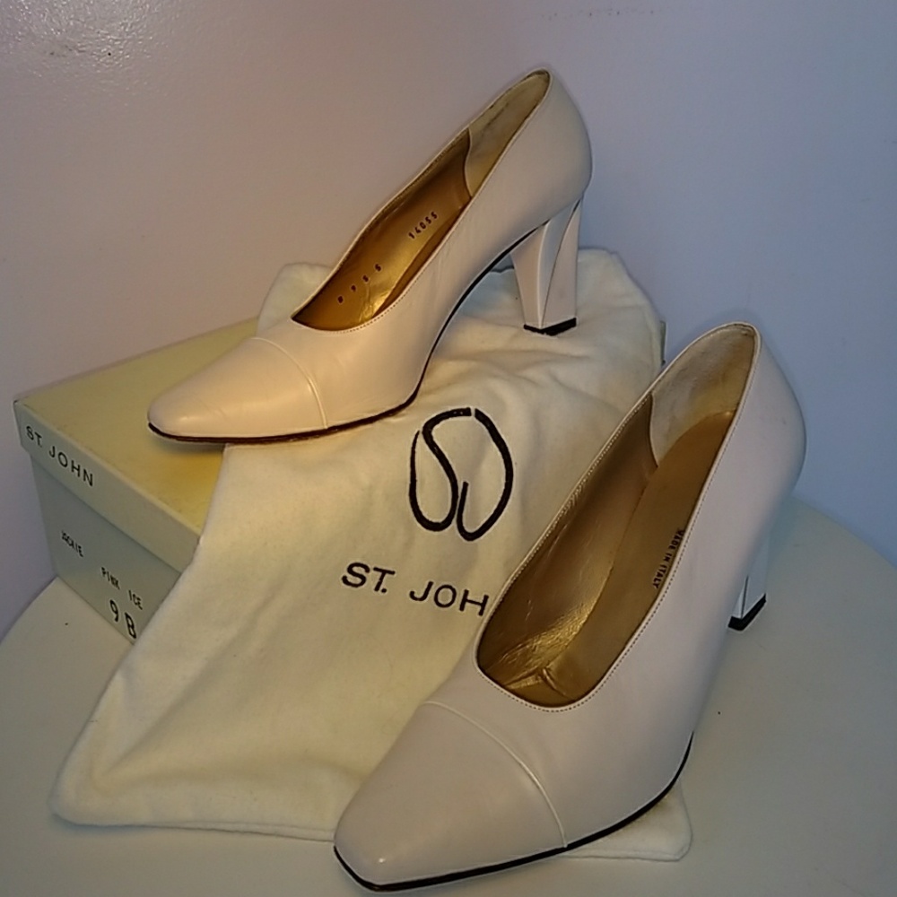 St John Leather Pumps